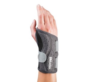 Mueller Adjust-to-Fit® Wrist Brace, ortéza na zápästie