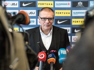 SR A - Prezident SFZ Ján Kováčik oznámil schválenie Pavla Hapala do funkcie trénera A-tímu, Hapal: Je to pre mňa česť