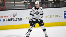 Martin Chromiak v drese Ontario Reign v AHL.