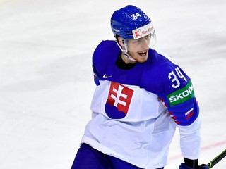 Peter Cehlárik v zápase proti Dánsku na MS v hokeji 2021. 
