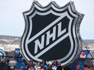Rozpis zápasov v NHL ovplyvňuje koronavírus.