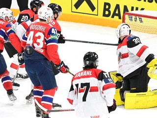 VIDEO: Pozrite si zostrih zápasu Nórsko - Rakúsko na MS v hokeji 2022