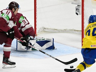 VIDEO: Pozrite si zostrih zápasu Švédsko - Lotyšsko na MS v hokeji 2022  