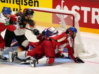 VIDEO: Pozrite si zostrih zápasu Nemecko - Česko na MS v hokeji 2022