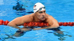 Lochte pomôže charite, do dražby dal šesť olympijských medailí