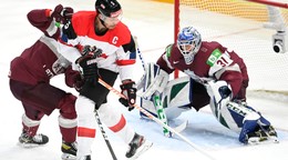 VIDEO: Pozrite si zostrih zápasu Lotyšsko - Rakúsko na MS v hokeji 2022