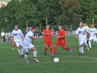 ZAUJÍMAVÝ POHĽAD NA VEĽKONOČNÝ FUTBAL