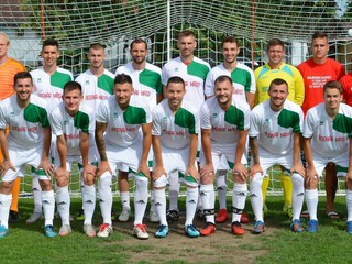 V. liga Juh ZsFZ: FC Nový Život suverénne vyhral súťaž, šancu na postup tentokrát využijú