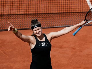 Vlaňajšiu semifinalistku Roland Garros vyradila Češka, končí senzačná víťazka US Open