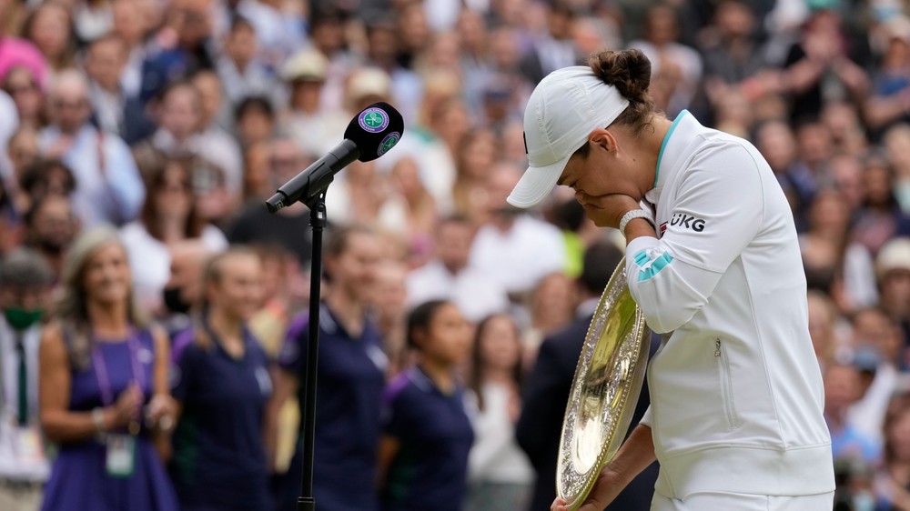 Wimbledon 2021 was won by Ashleigh Bartyová, Czech ...