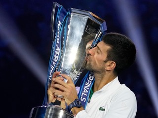 Novak Djokovič po triumfe na Turnaji majstrov 2022.