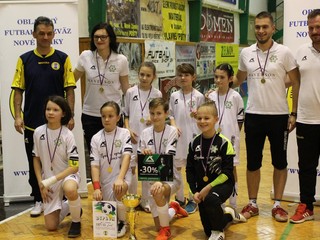 ZHT o Pohár predsedu ObFZ v kategórii MŽ U12 - Šampiónkami sa stali dievčatá FKM Nové Zámky - 3.3.2018