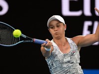 ONLINE: Ashleigh Bartyová - Danielle Collinsová dnes (finále Australian Open 2022)