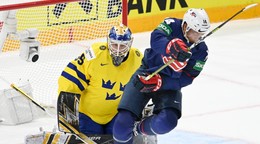 VIDEO: Pozrite si zostrih zápasu USA - Švédsko na MS v hokeji 2022