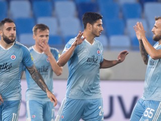 Športový TV program: ŠK Slovan Bratislava štartuje skupinovú fázu Európskej konferenčnej ligy (EKL).
