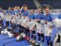 Slovenské hokejbalistky zvládli dôležitý súboj, postúpili do semifinále