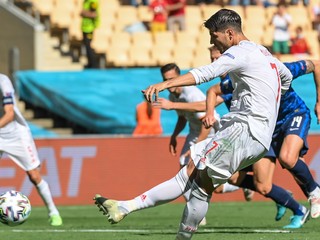 Álvaro Morata nepremenil penaltu v zápase Slovensko - Španielsko na ME vo ftubale (EURO 2020 / 2021).