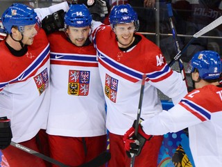 Českí hokejisti budú mať dvoch generálnych manažérov, jedným z nich bude Marek Židlický (vpravo).