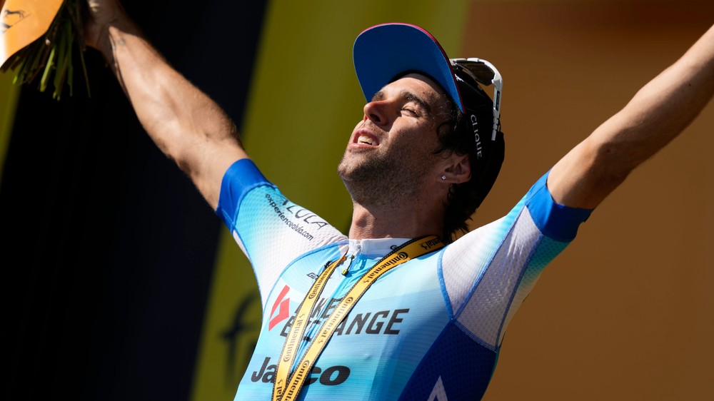 Tour de France: Michael Matthews reacts to victory in stage 14 (VIDEO)