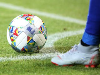 Dvojročný cyklus MS by výrazne poškodil európsky futbal, ukázala štúdia UEFA