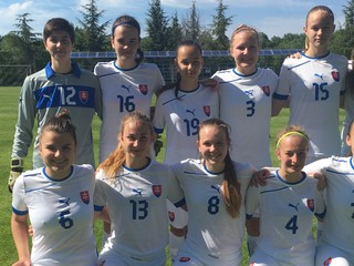 Slovensko WU17: s Macedónskom výhra 4:0