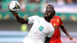 Senegal sa trápil. Proti outsiderovi ho vykúpil útočník Liverpoolu