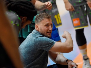 Tréner Michal Madzin.