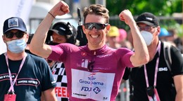 Demare si pripísal tretí tohtoročný triumf, vyhral piatkovú etapu na Gire
