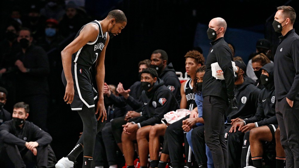 Durant bude opäť pauzovať, v NBA si nezahrá minimálne štyri týždne
