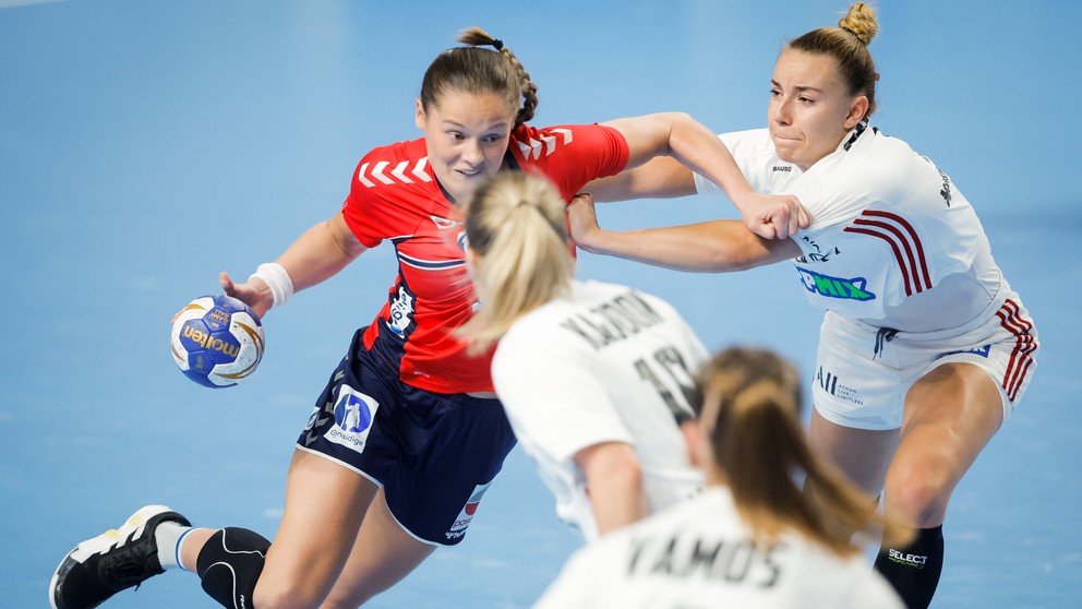 Zápas Nórsko - Maďarsko na MS v hádzanej do 20 rokov 2022.