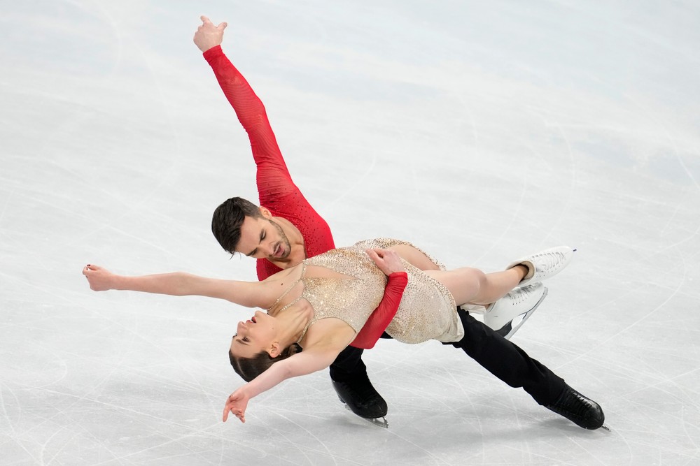 Les Françaises Gabriella Papadakis et Guillaume Cizeron ont remporté les danses sur glace aux Jeux Olympiques de 2022 à Pékin