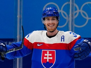 Cehlárik ťahá Omsk v play off KHL. Môže sa vrátiť do Švédska