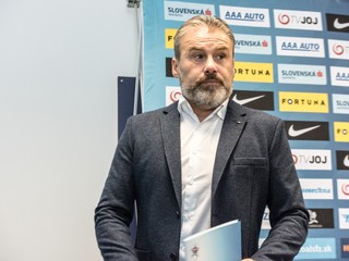 SR A – Tréner Hapal o výkonnostných košoch pred kvalifikáciou ME 2020 a o odchode Vladimíra Weissa z lavičky