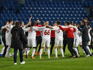 Futbalisti Trnavy oslavujú postup do finále Slovnaft Cupu, kde narazia na MŠK Žilina.