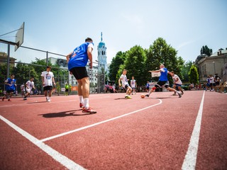 GRASSROOTS – VÍŤAZMI RED BULL NEYMAR JR’S FIVE 2019 TÍMY THISISMYSEN A ŽENY SPARTAKA MYJAVA