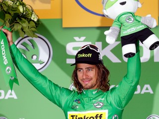 Sagan finišoval druhý, vyhral prémiu a získal naspäť zelený dres