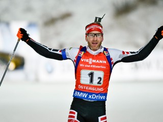 Slovenská mixštafeta skončila na úvod biatlonovej sezóny mimo prvej desiatky