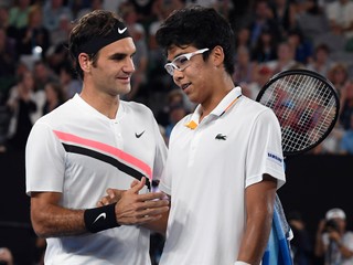 Federer zabojuje o dvadsiaty grandslamový titul, Čchung Hje-on skrečoval