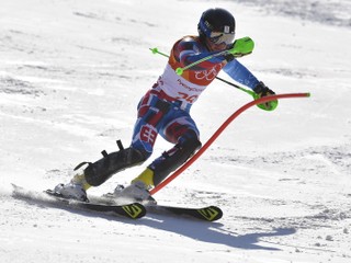 Adam Žampa je po prvom kole slalomu v najlepšej tridsiatke
