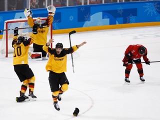 Nemci šokovali aj Kanadu a stali sa finalistami hokejového turnaja