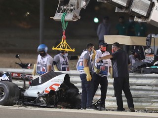 Jazdec F1 kritizoval svätožiaru, v Bahrajne mu zachránila život