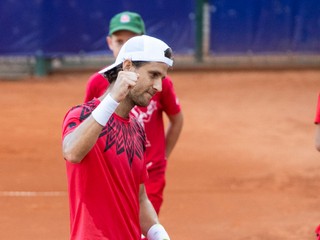 Kližan sa rozlúčil s antukou v semifinále Bratislava Open, vypadol aj Horanský