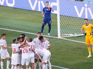 V rozhodujúcom zápase E-skupiny zvíťazilo Španielsko nad Slovenskom vysoko 5:0.