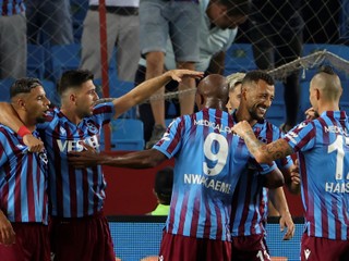 Trabzonspor s Hamšíkom natiahol víťaznú sériu a poistil si vedúcu priečku