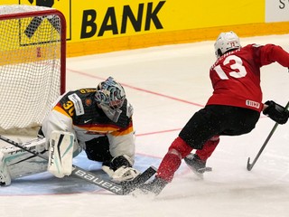 Zápas Nemecko - Švajčiarsko na MS v hokeji 2022.
