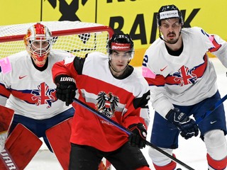 Rakúsko v zápase s Veľkou Britániou na MS v hokeji 2022