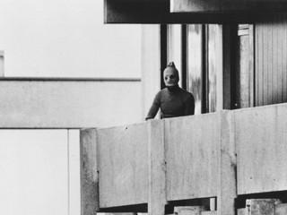 Člen palestínskeho teroristického komanda na balkóne v olympijskej dedine na OH 1972 v ?Mníchove.