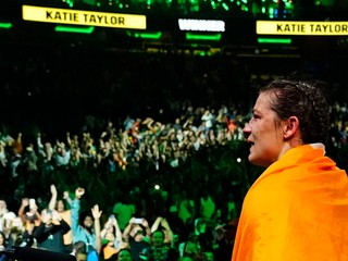 Madison Square Garden hostila boxerský súboj žien, šampiónkou ostáva Írka