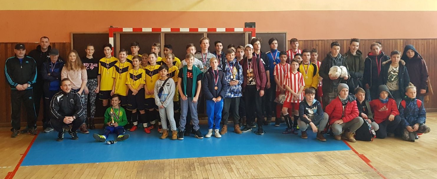 Halový turnaj žiakov: Suverénna Banská Štiavnica