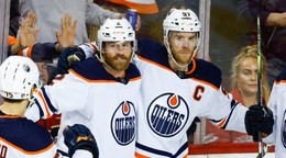 Séria rivalov sľubuje drámu, Edmonton vyrovnal stav série